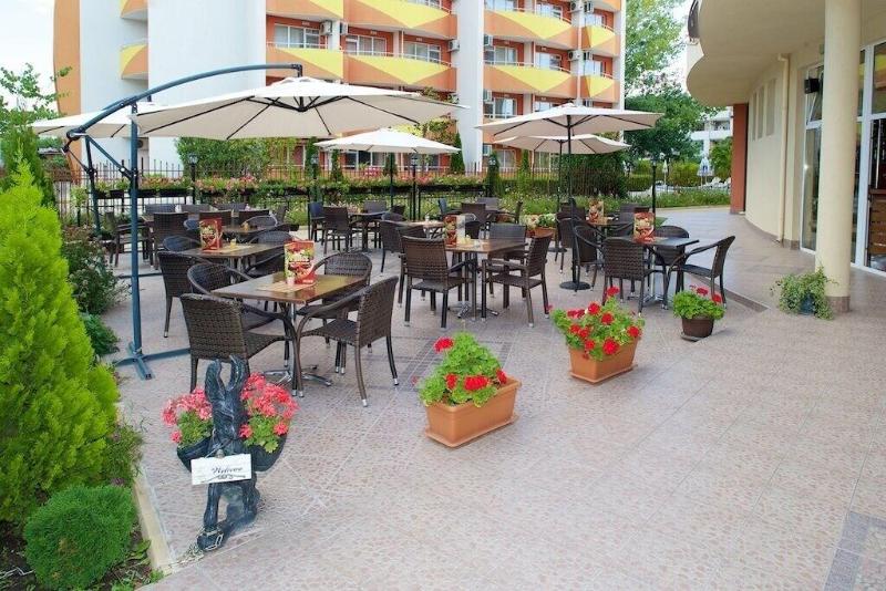 Hotel Veris image