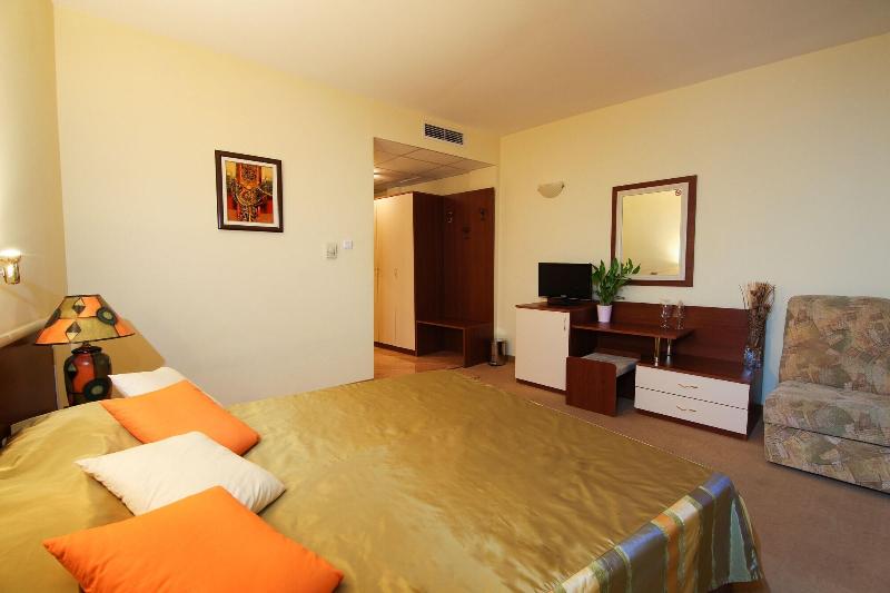 Hotel Veris image