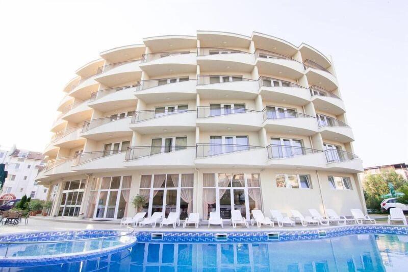 Hotel Veris image