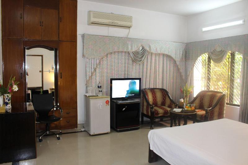 Aristocrat Inn image