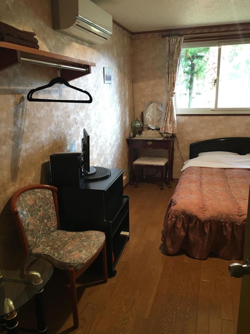 Friendly Inn People image