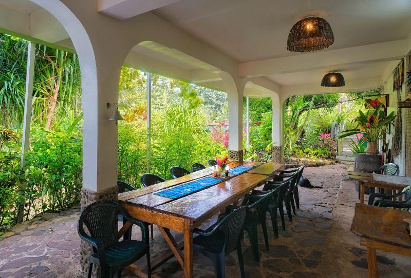 Hibiscus Valley Inn image