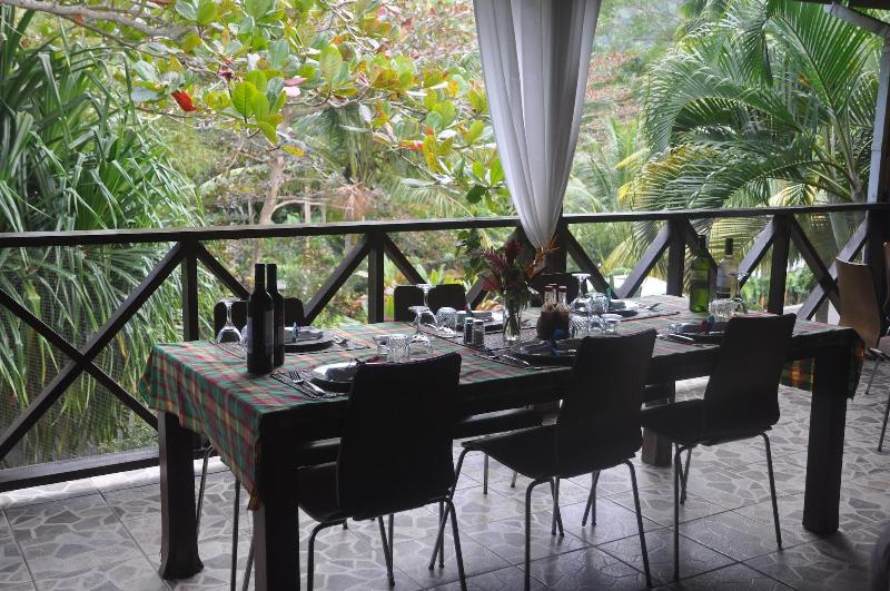 Hibiscus Valley Inn image