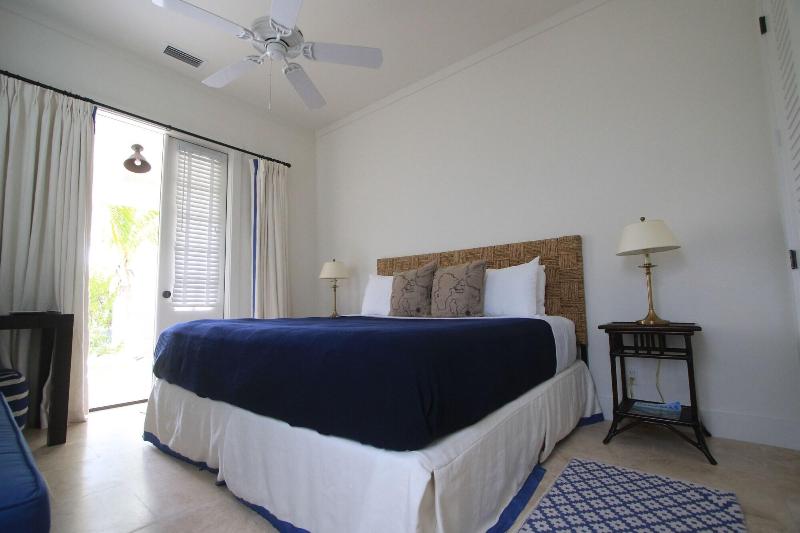 The Sandpiper Inn Cottages image