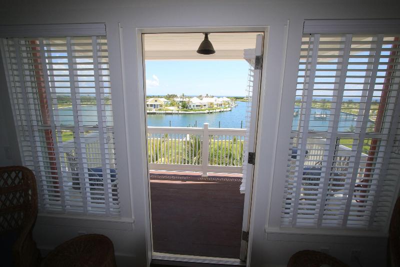 The Sandpiper Inn Cottages image