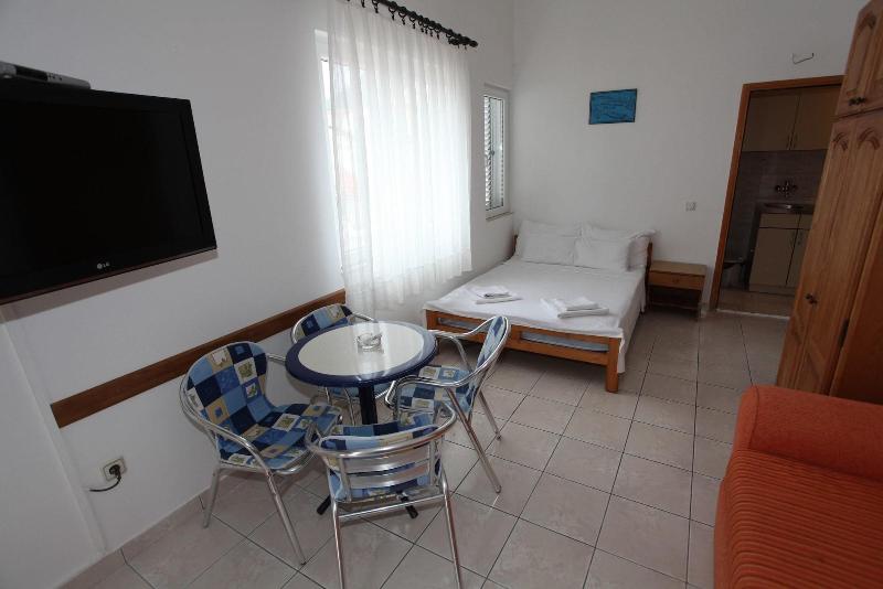 Apartments Memidz image