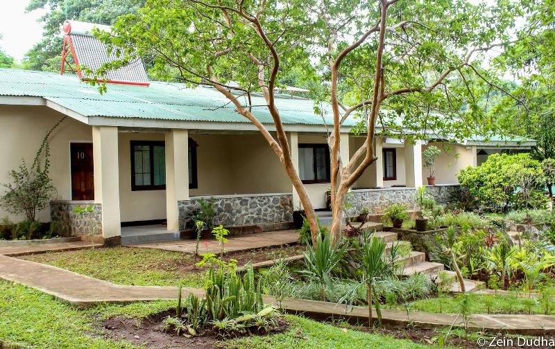 Villa 33 image