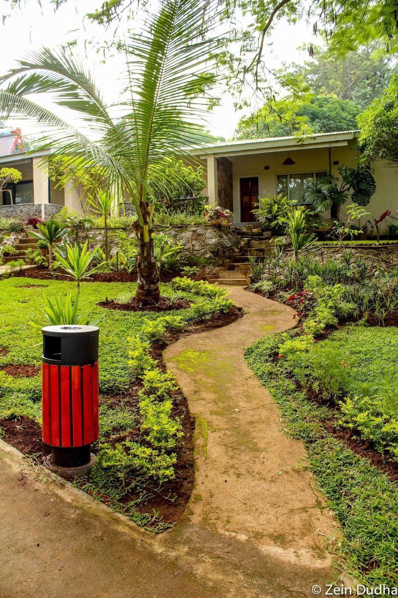Villa 33 image