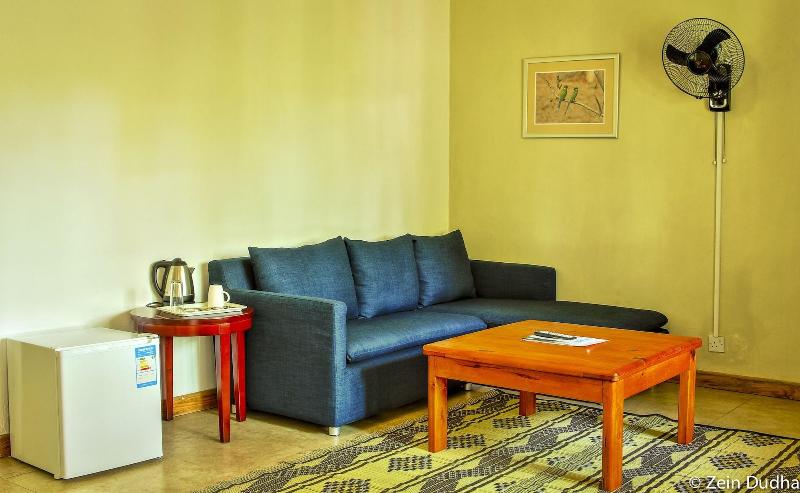 Villa 33 image