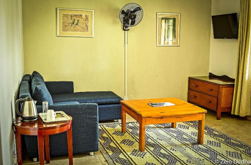 Villa 33 image