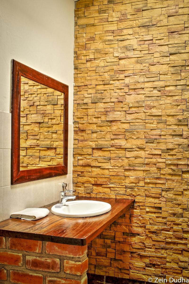 Villa 33 image