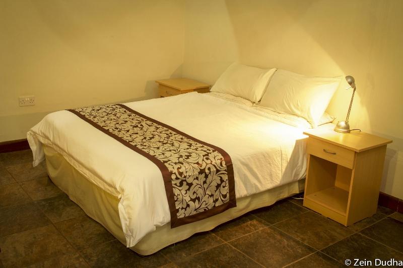 Villa 33 image