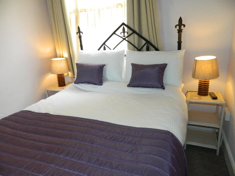 Stoneway Guest House image