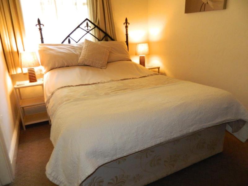 Stoneway Guest House image
