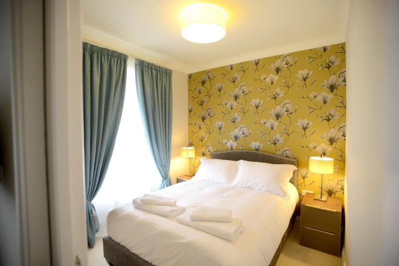 The Devon Court image