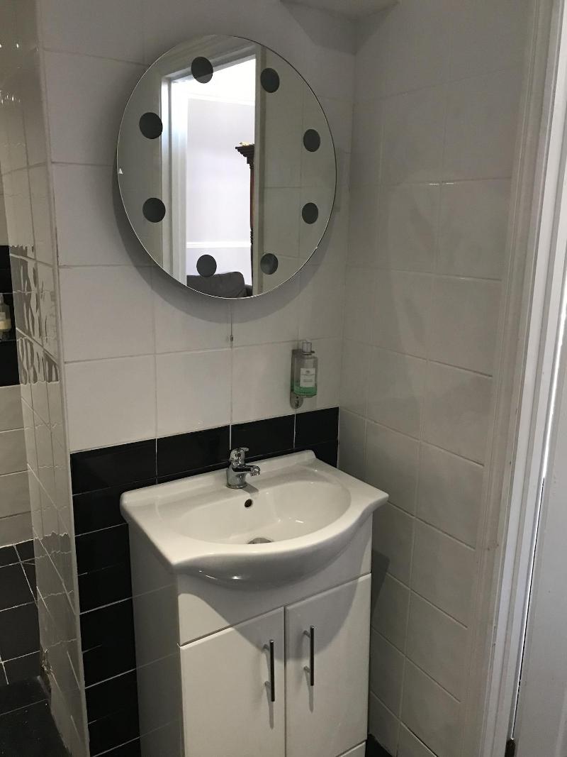 Kempfield House Hotel image