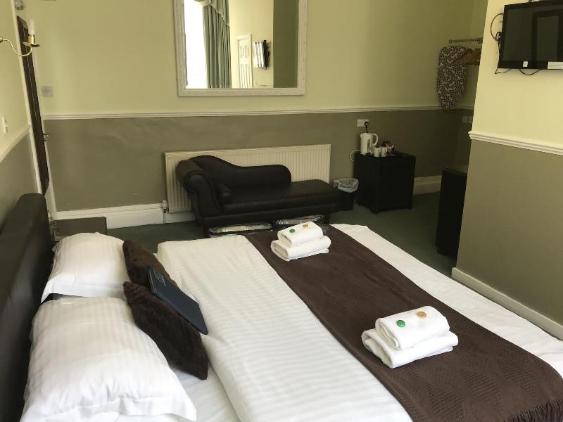 Kempfield House Hotel image