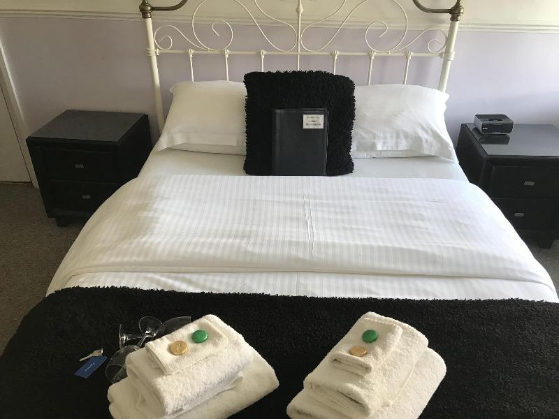 Kempfield House Hotel image