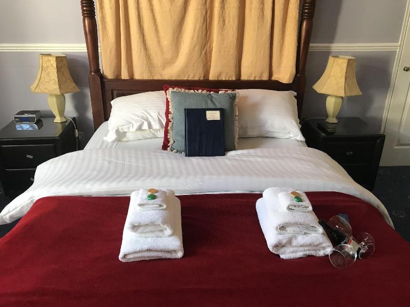 Kempfield House Hotel image