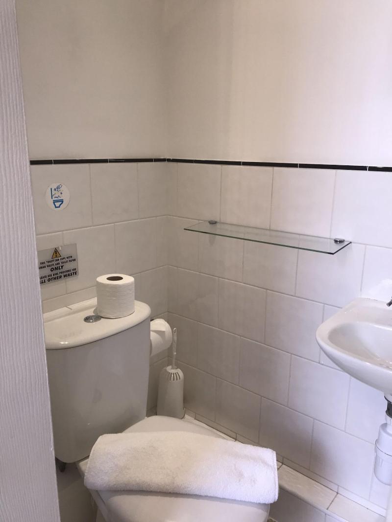 Kempfield House Hotel image