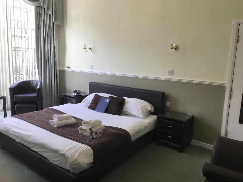 Kempfield House Hotel image