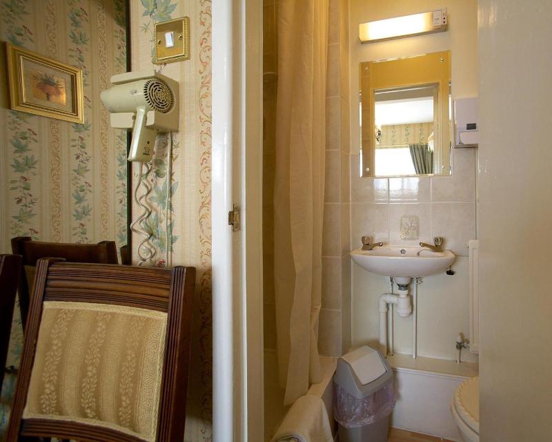 Moonraker House image