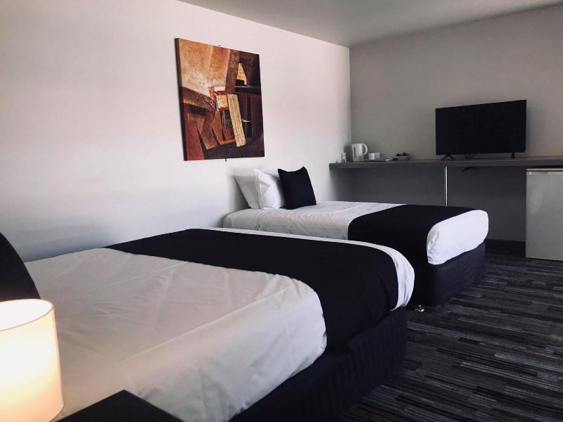 Guiding Star Hotel image