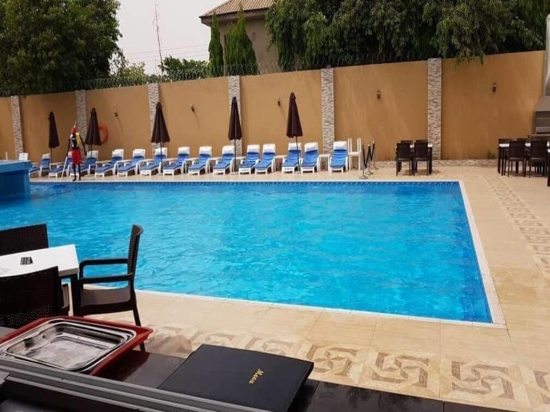 Hotel Di Elegante image