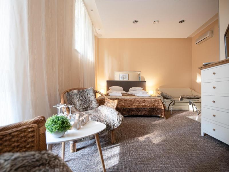 Hotel Yes image