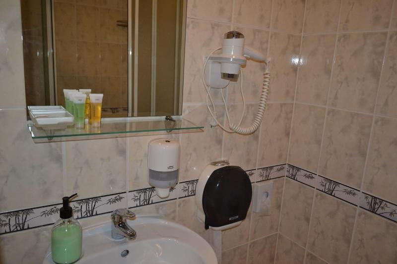 Hotel Yes image