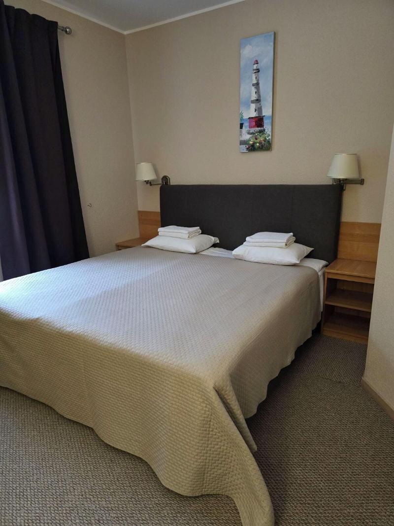 Hotel Yes image