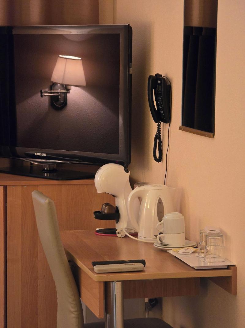 Hotel Yes image