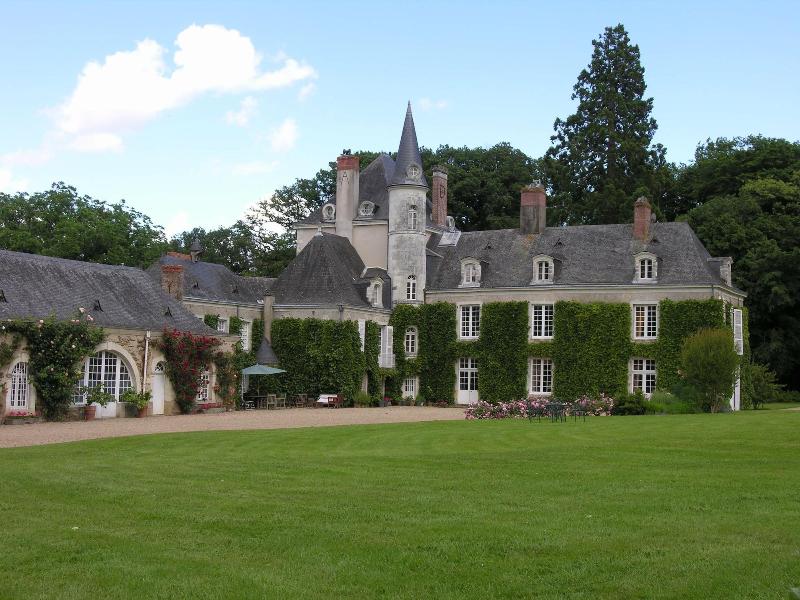 Cha Teau Du Plessis Anjou image
