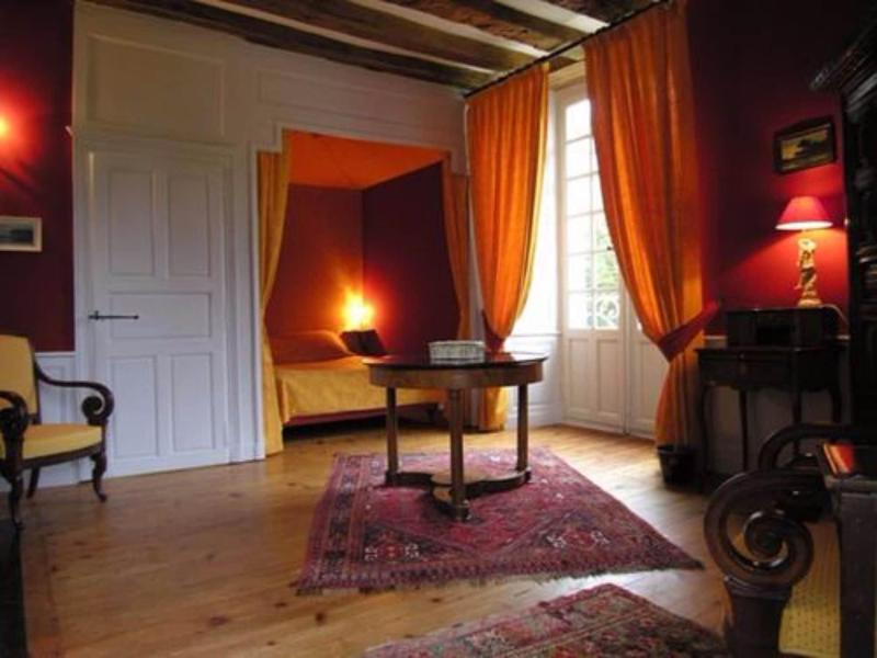 Cha Teau Du Plessis Anjou image