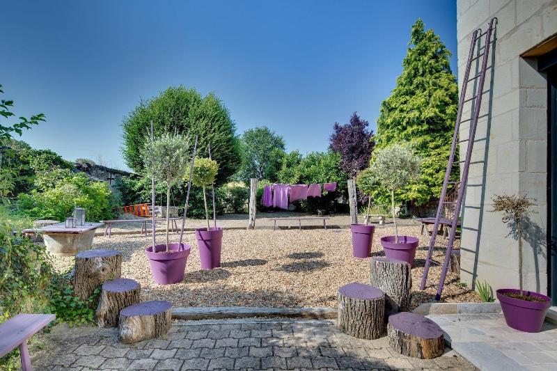 Les Suites Du Cha Teau image