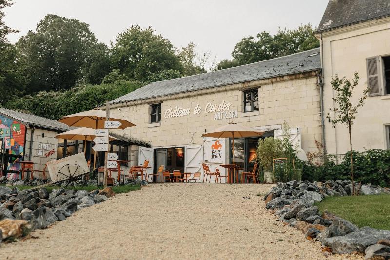 Les Suites Du Cha Teau image