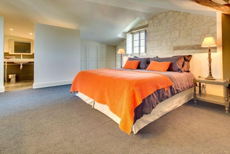 Les Suites Du Cha Teau image