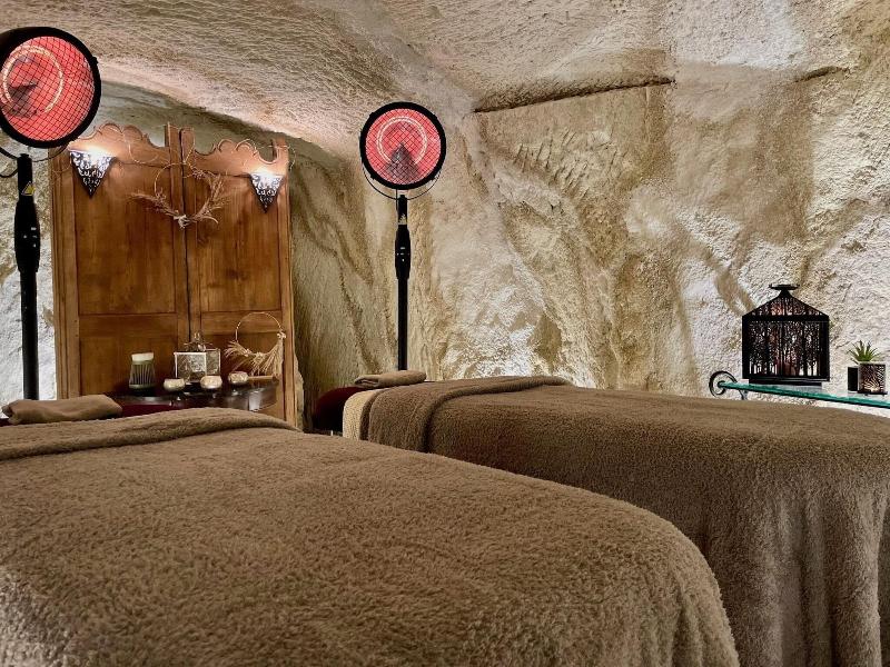 Les Suites Du Cha Teau image