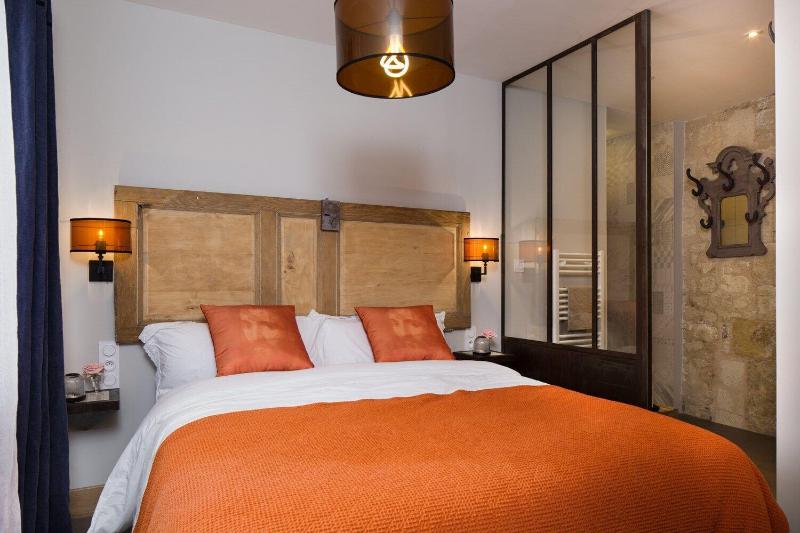 Les Suites Du Cha Teau image