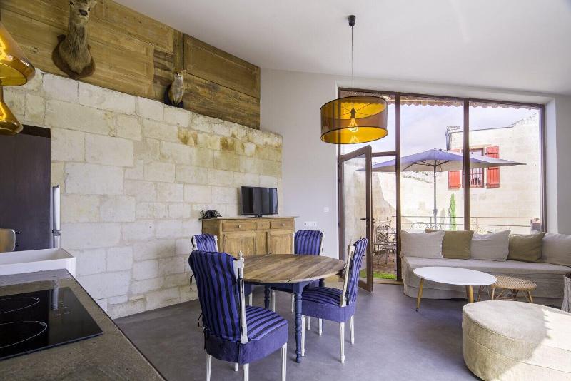Les Suites Du Cha Teau image