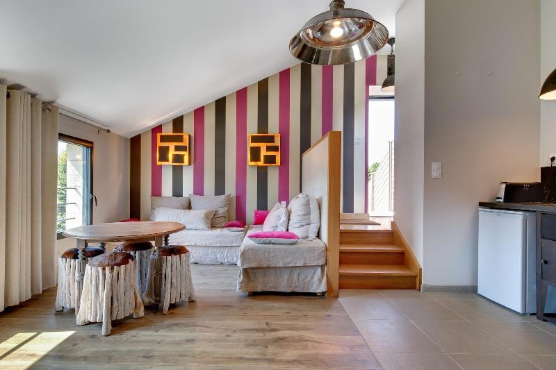 Les Suites Du Cha Teau image