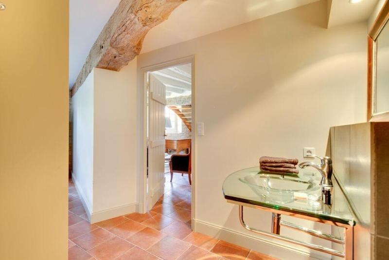 Les Suites Du Cha Teau image
