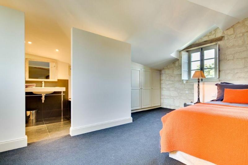 Les Suites Du Cha Teau image