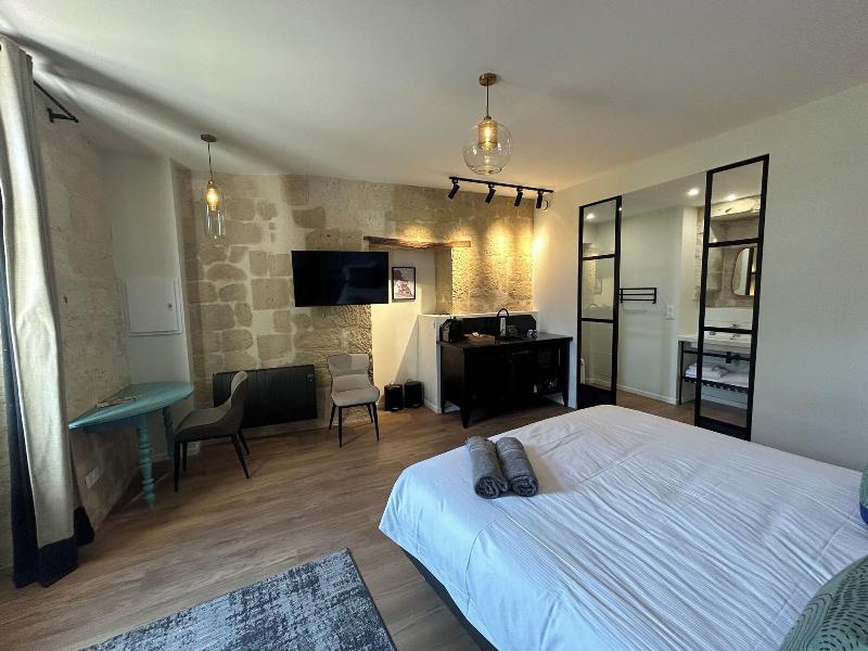 Les Suites Du Cha Teau image