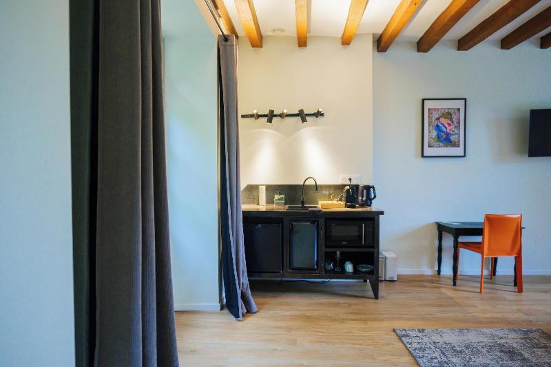 Les Suites Du Cha Teau image