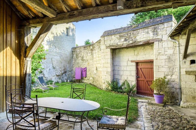 Les Suites Du Cha Teau image