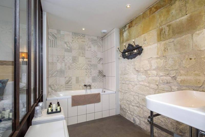 Les Suites Du Cha Teau image