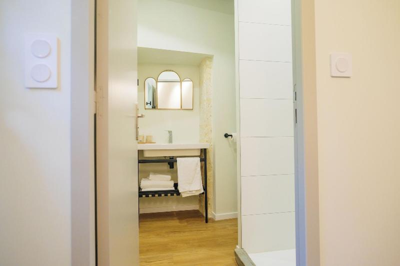 Les Suites Du Cha Teau image