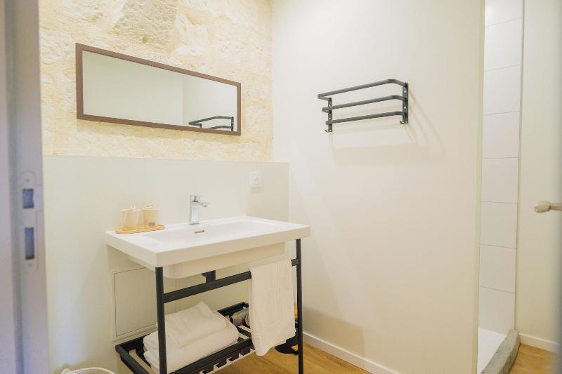 Les Suites Du Cha Teau image