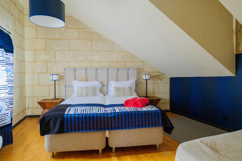 Les Suites Du Cha Teau image